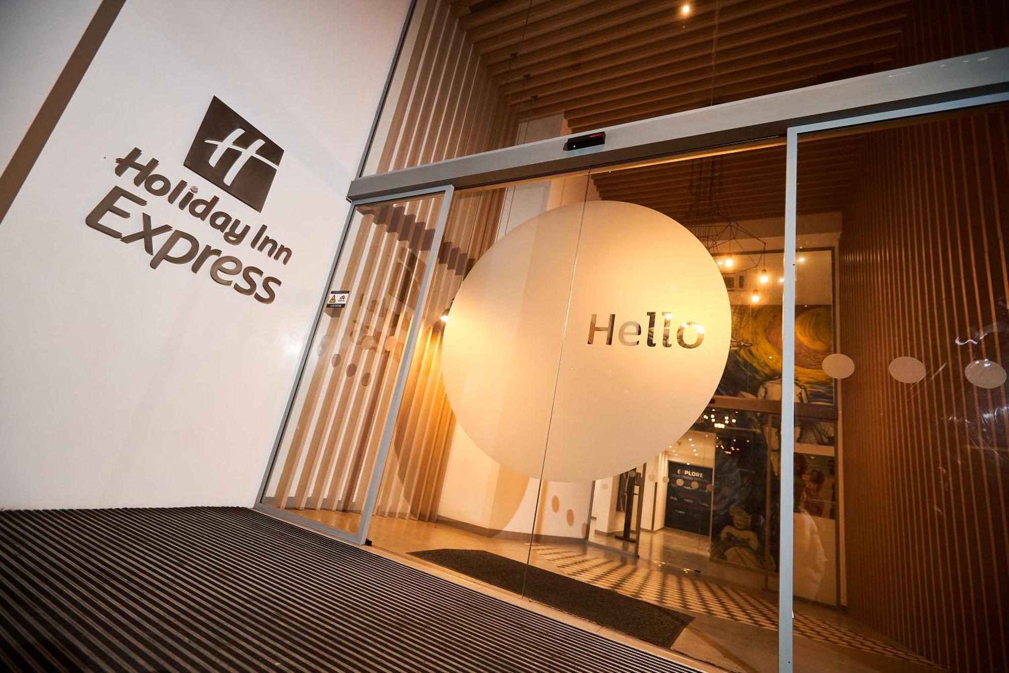 Holiday Inn Express - Malta By Ihg San Giuliano Esterno foto