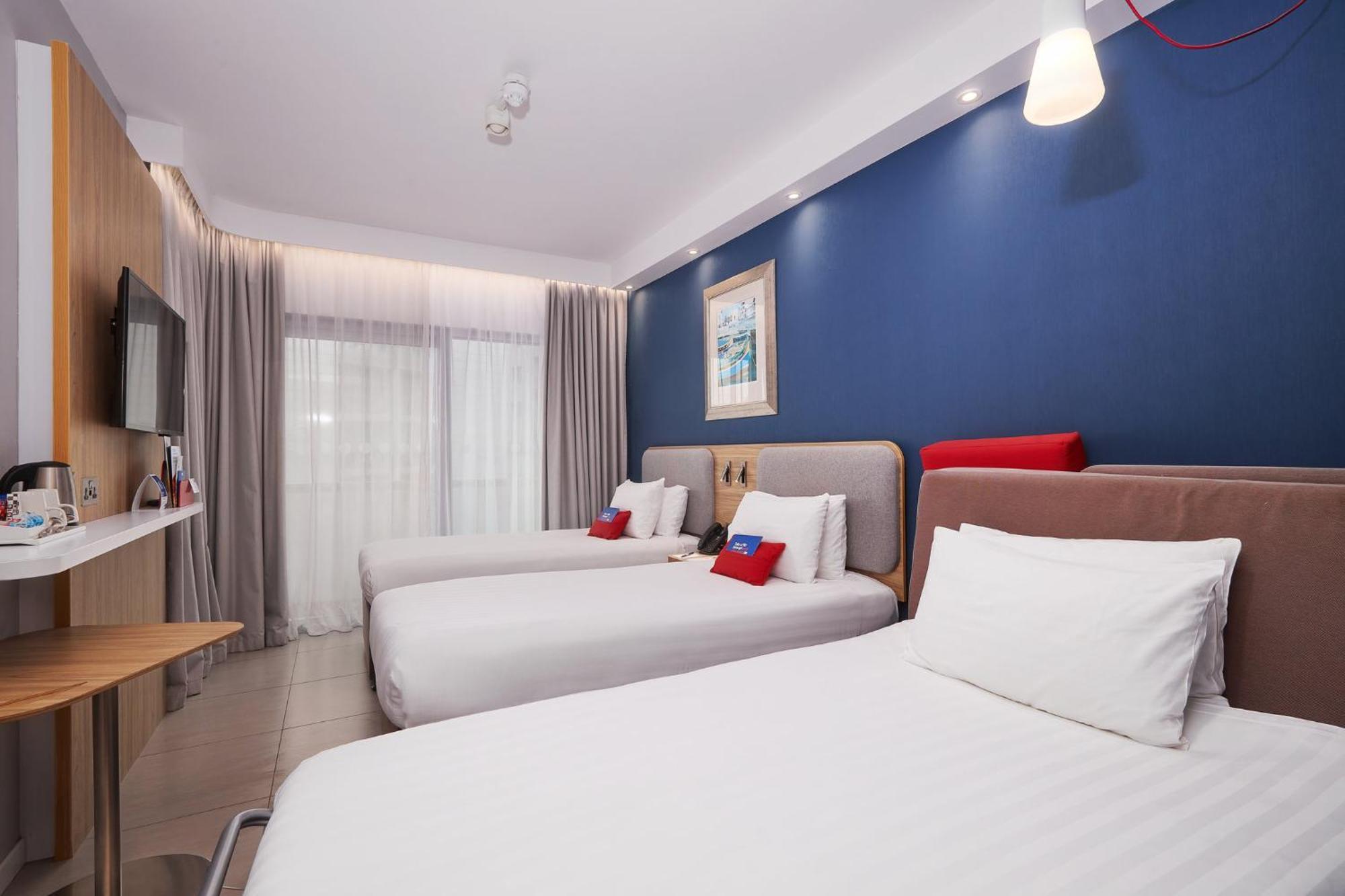 Holiday Inn Express - Malta By Ihg San Giuliano Esterno foto