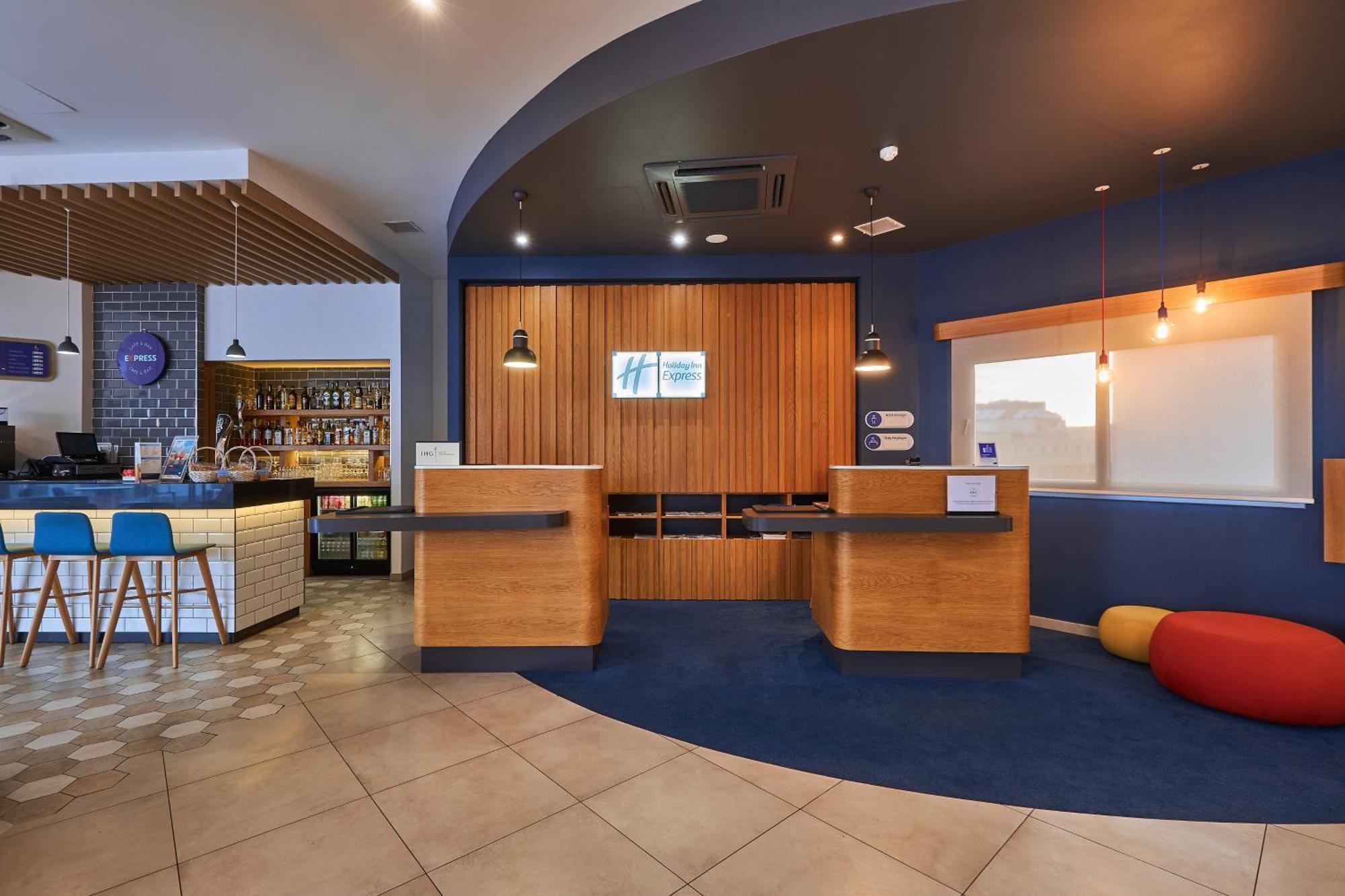 Holiday Inn Express - Malta By Ihg San Giuliano Esterno foto