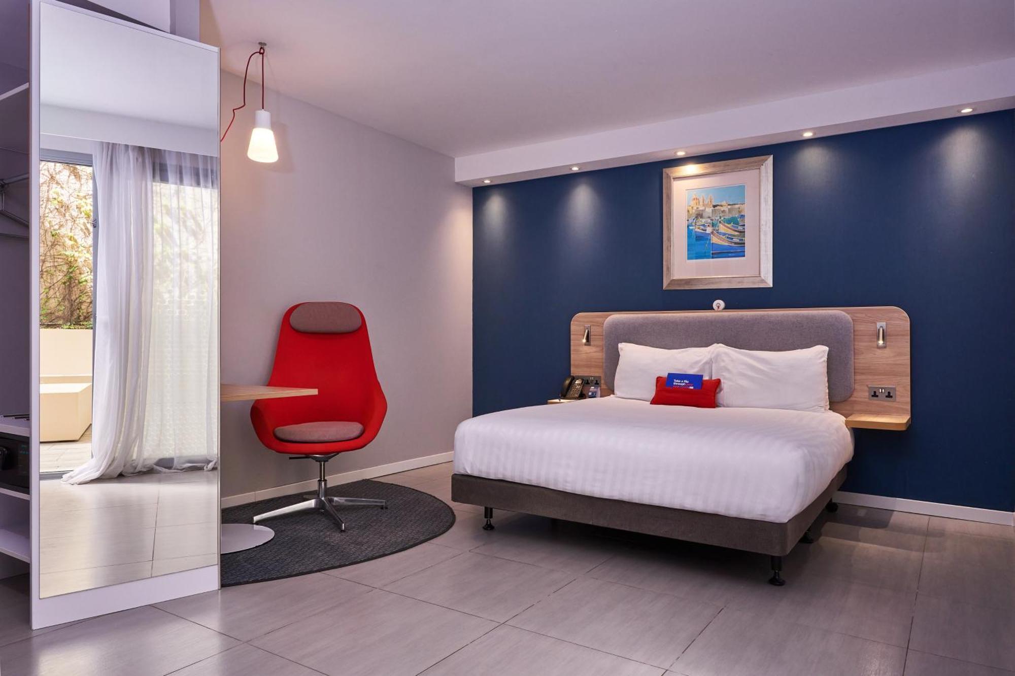 Holiday Inn Express - Malta By Ihg San Giuliano Esterno foto